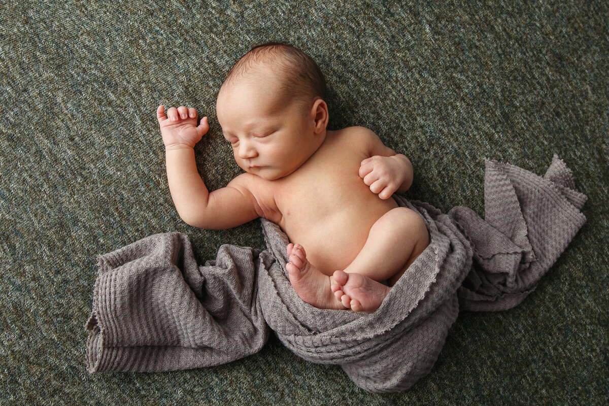 Janesville-Newborn-Photographer (1)