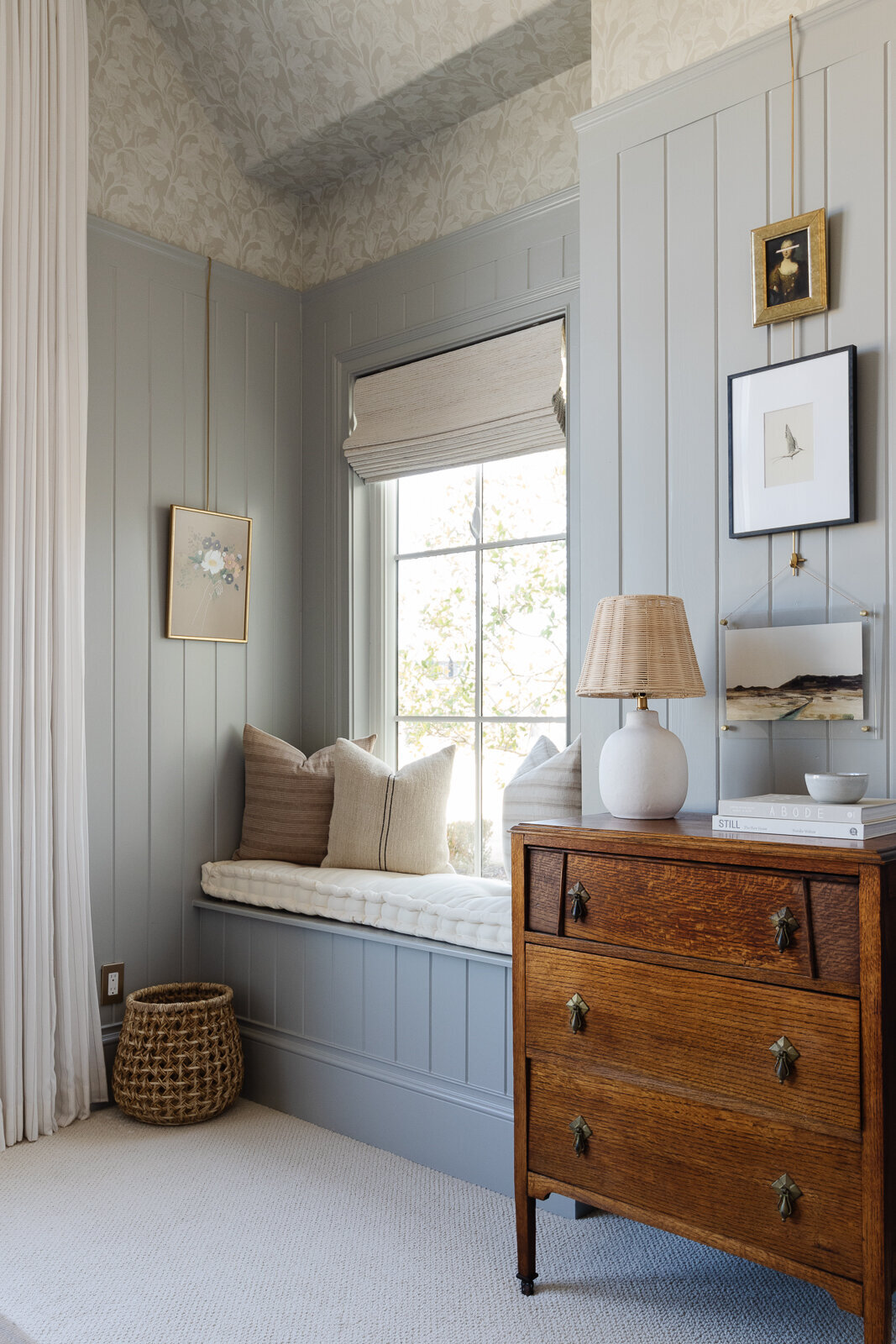 Guest Bedroom Vertical 7