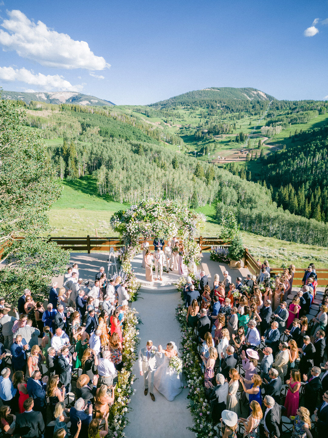 Vail Wedding at Ritz Carlton Bachelor Gulch by @GoBella  52