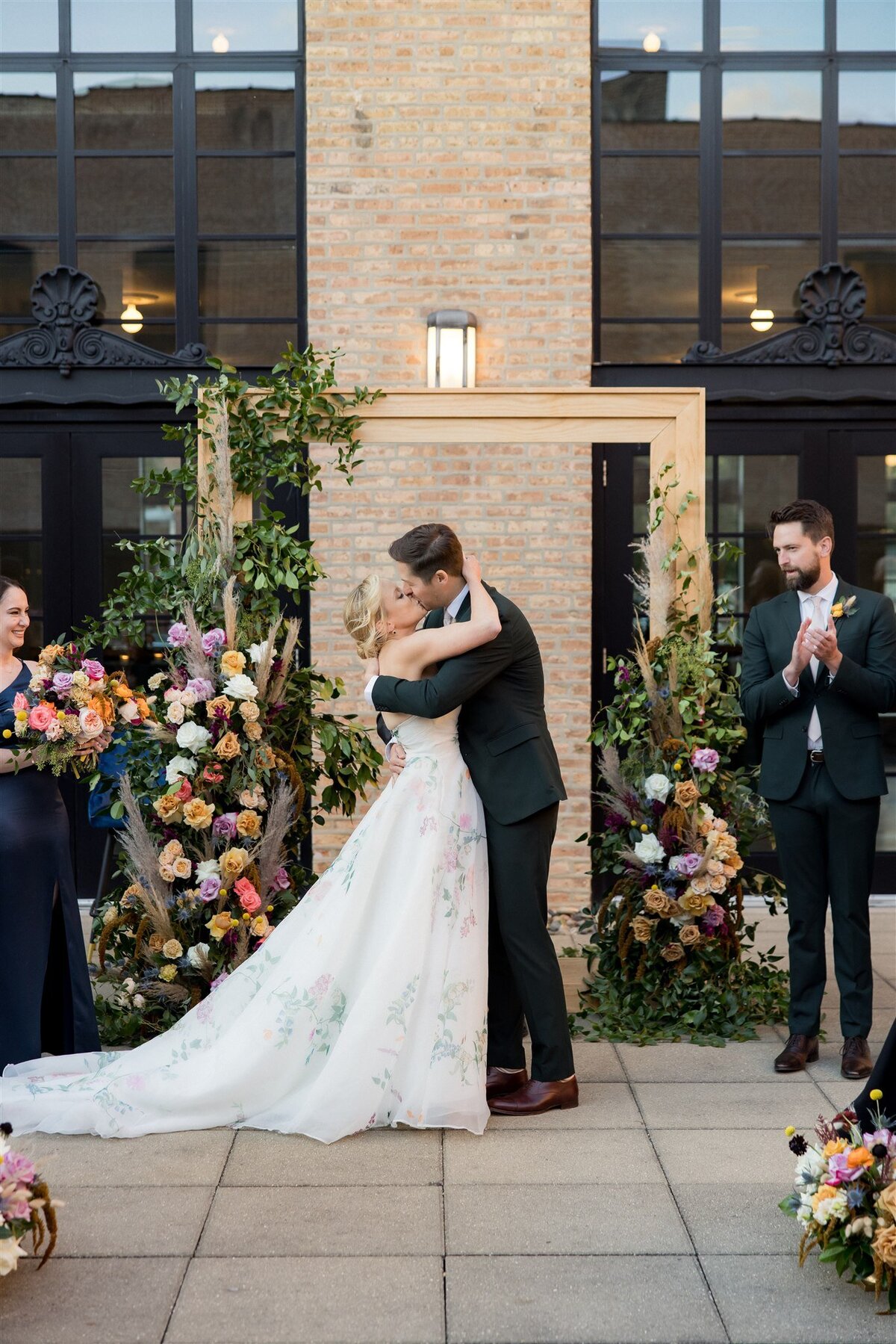 Ed and Aileen Photography Chicago Illinois Digital Film Wedding Engagement Photographers Destination Cafe Brauer39