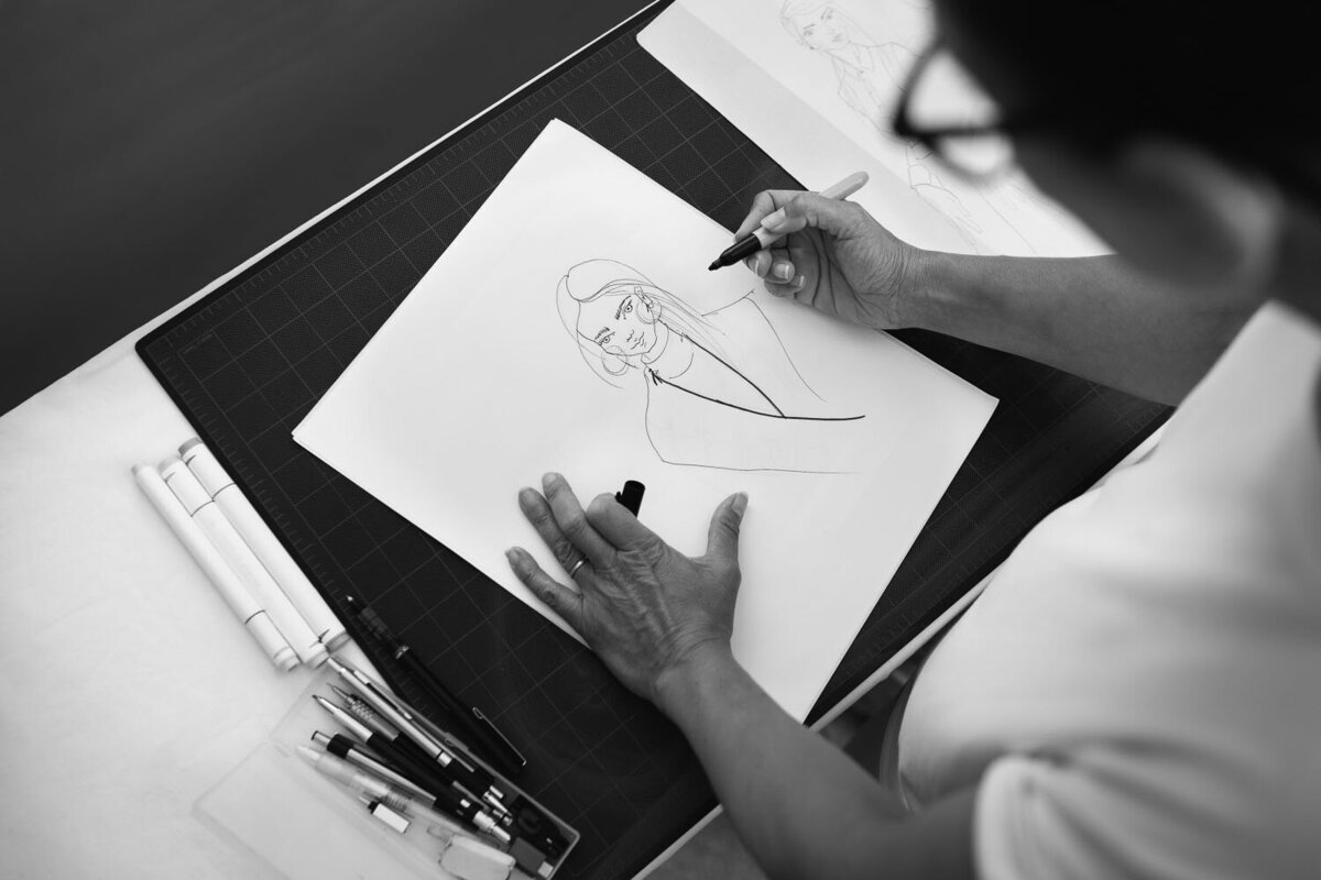 JL_Portaits&DesignStudio_Horizontal_bknwt