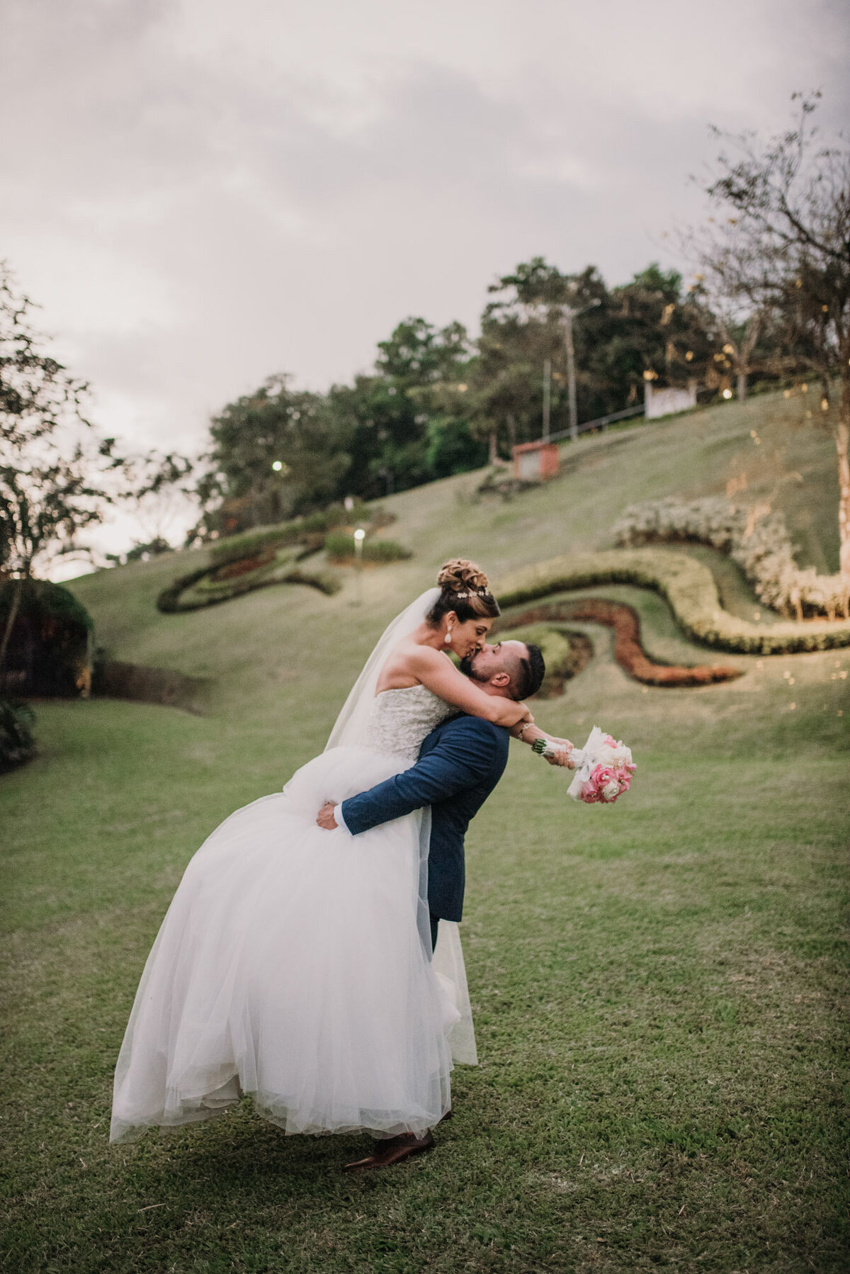 Yunaleth-y-Allan-Costa-Rica-Luxury-Wedding-Planner-15