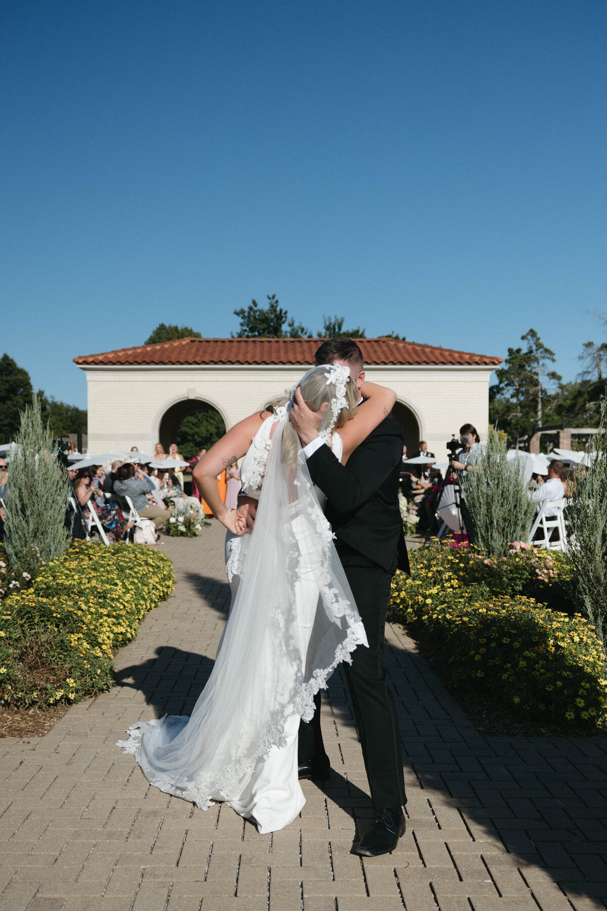 luxury mansion wedding