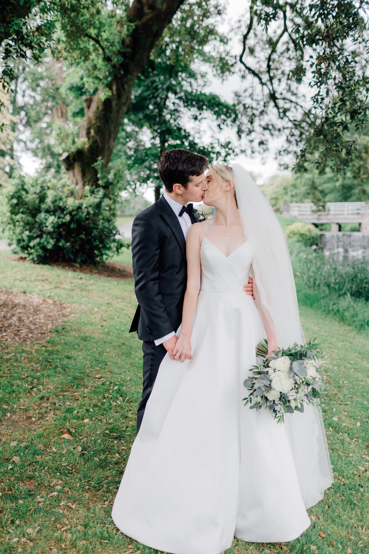 Cork-wedding-photographer-castlemartyr-resort-photos-robyn-brian18