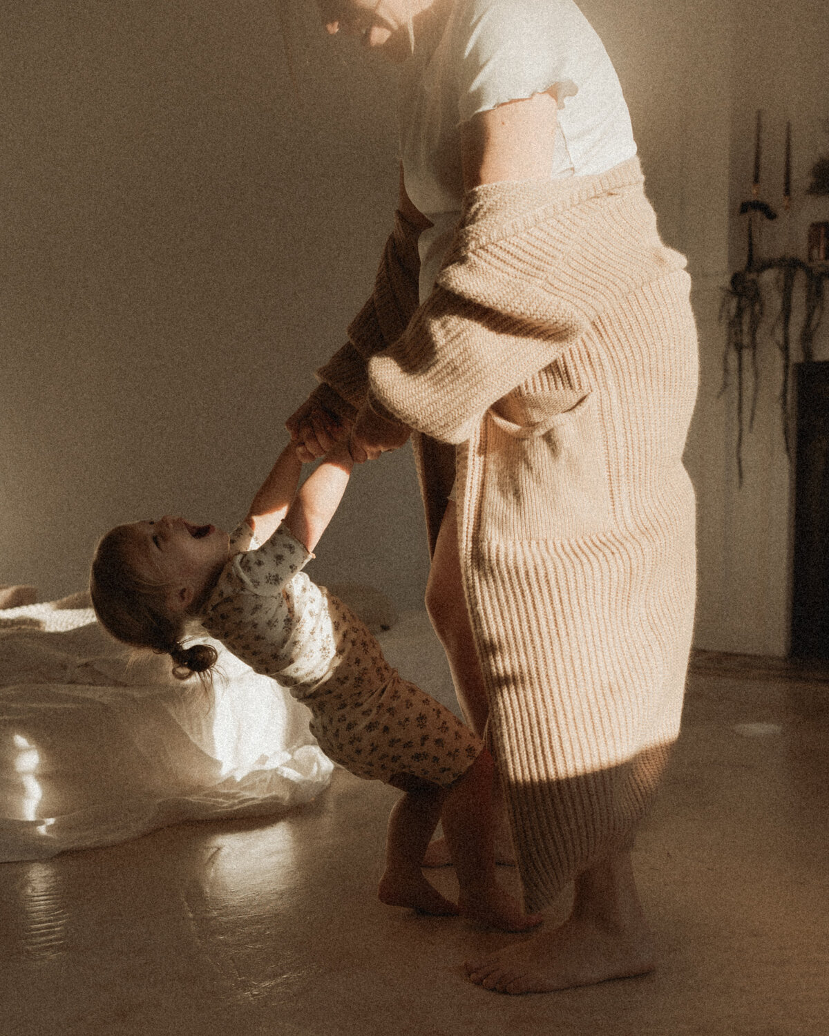 cincinnati-newborn-photographer-mom18