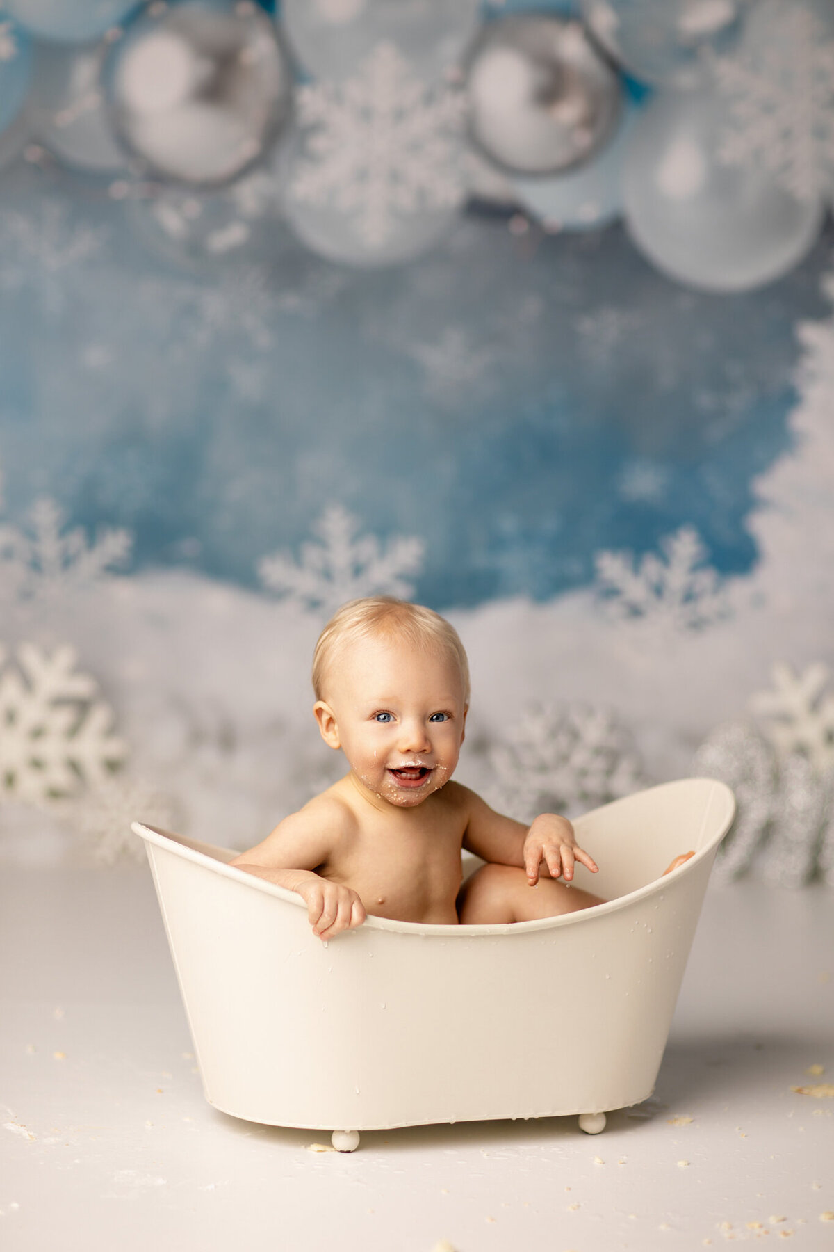 best Springdale AR cake smash photographer,, cake smash photography near me Farmington AR. Rogers AR baby milestone sessions