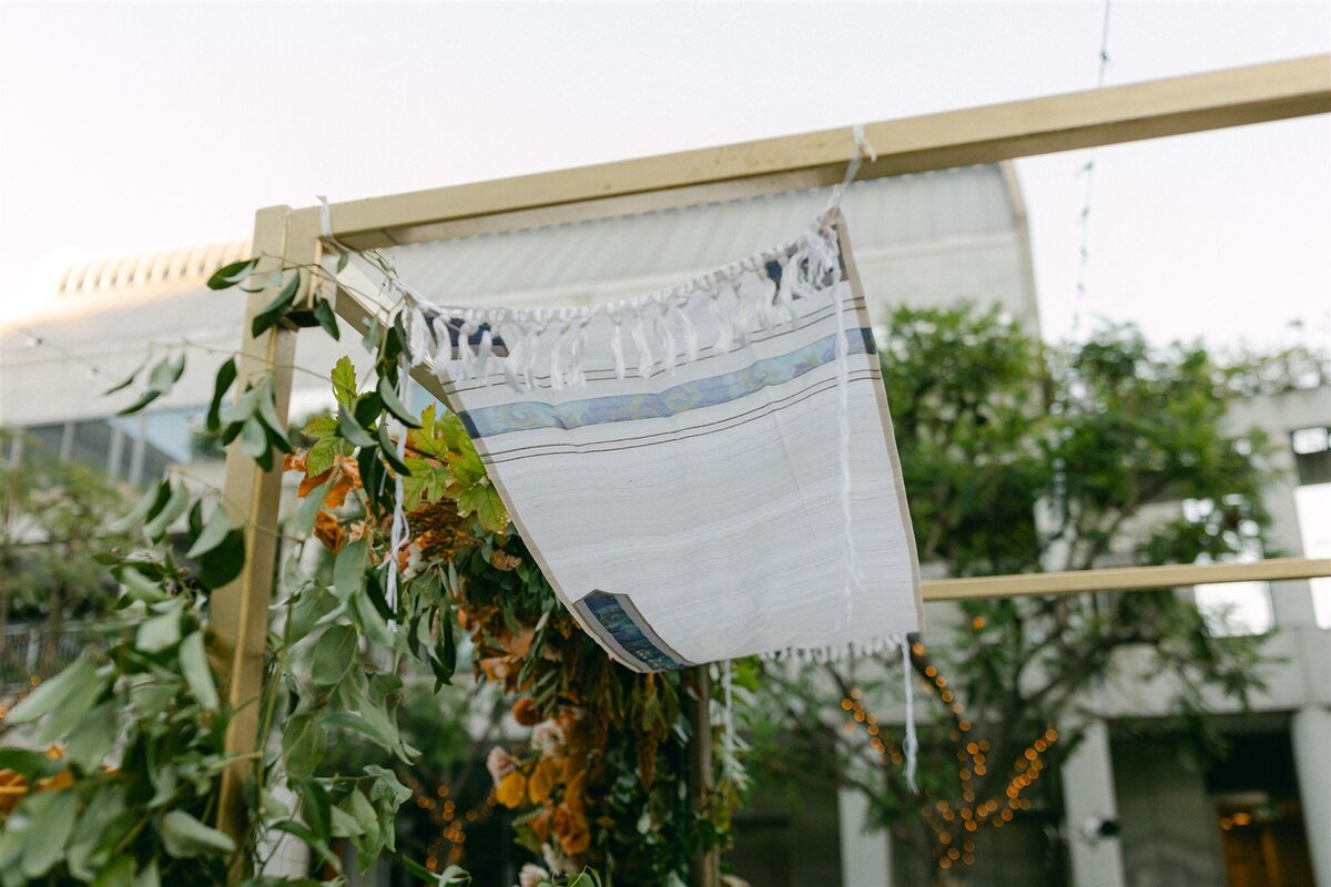 skirball-cultural-center-wedding-A_2bJ-ceremony-Diana-Lake-Photography29