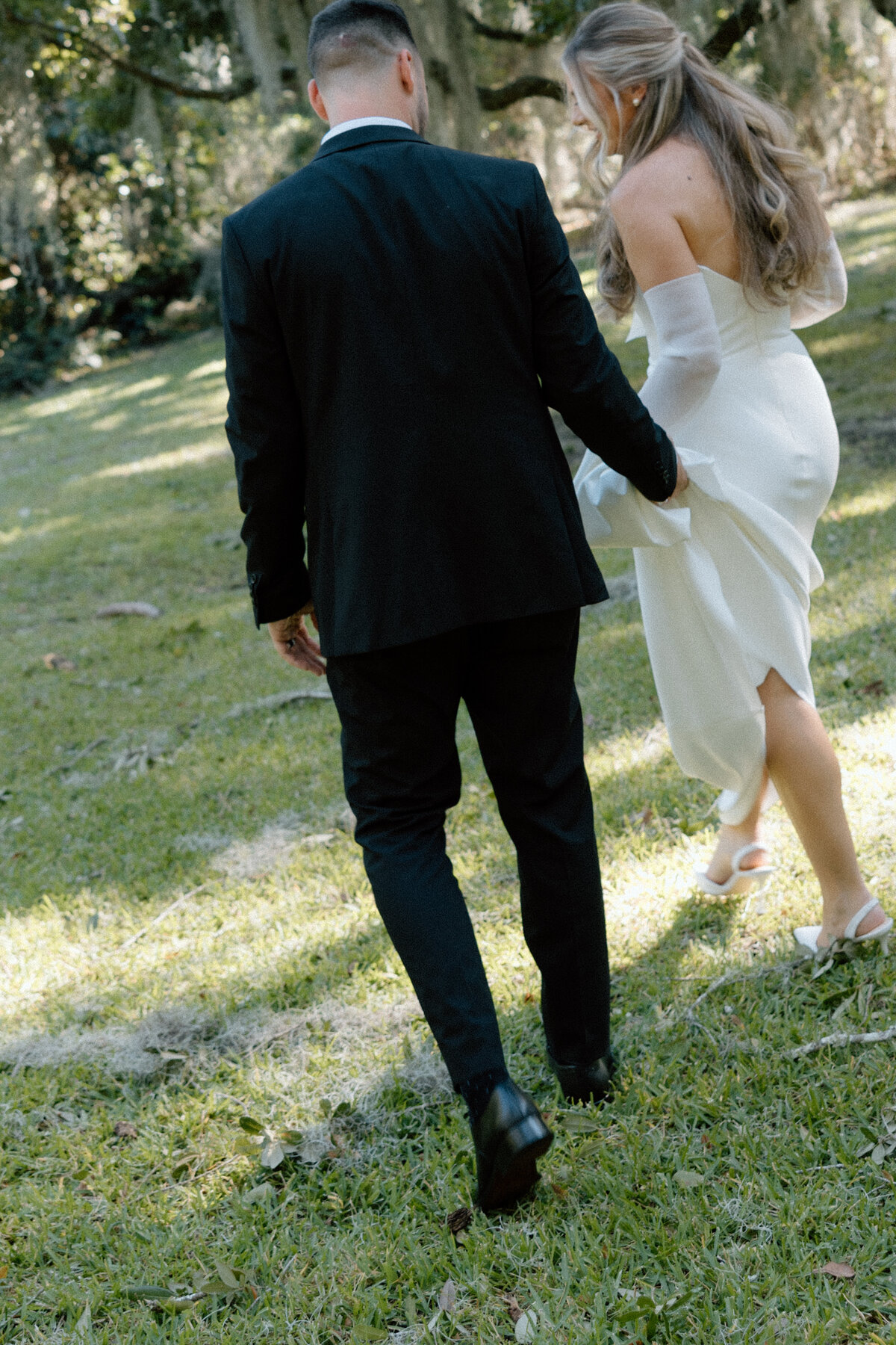 Timeless-Charleston-Tent-Garden-Party-Wedding-PC7A1024