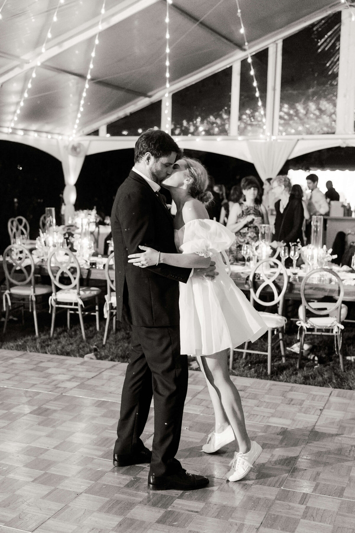 Westhampton_Backyard_Wedding_094
