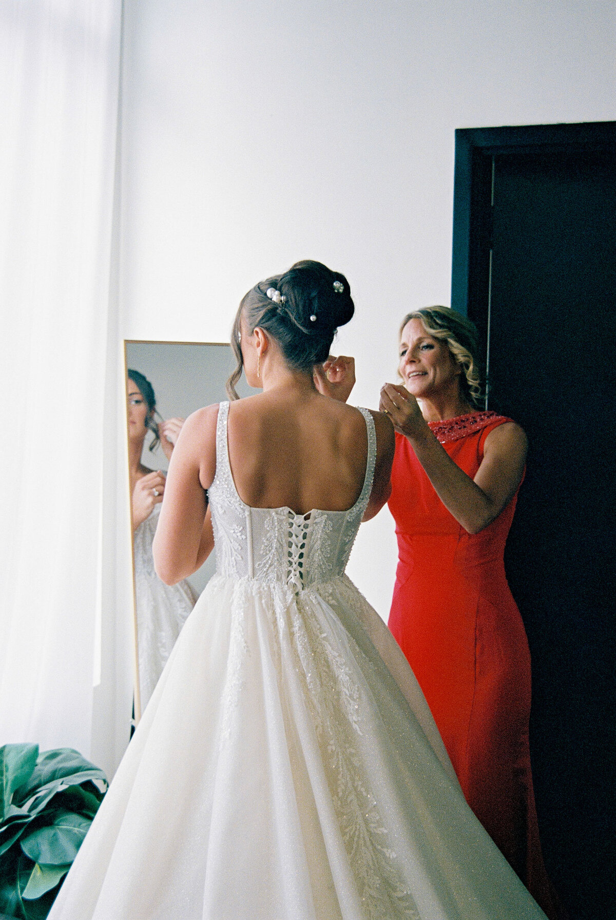 RitaandGabe-WeddingEngagmentPhotos-Iowa-19