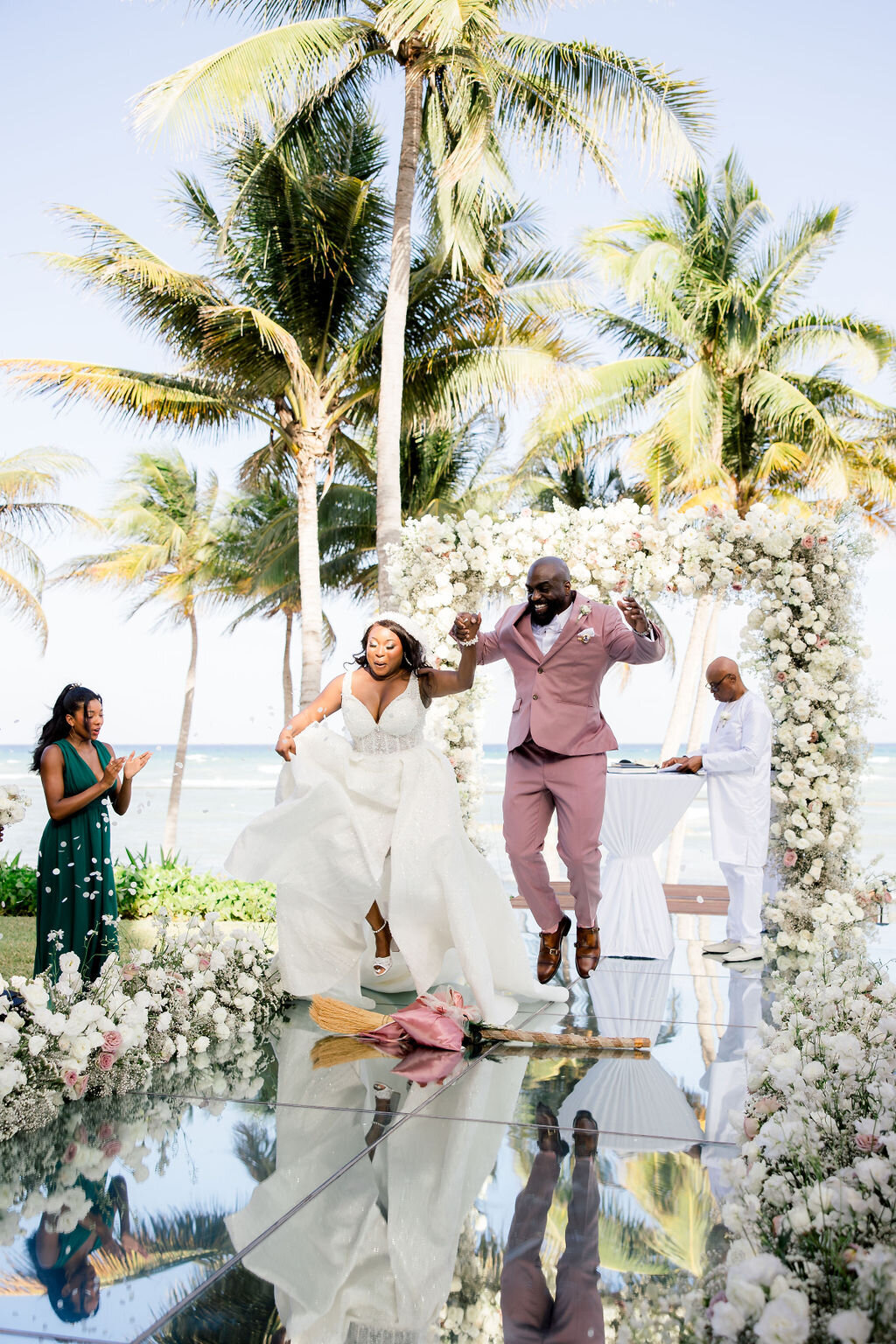 Grand-velas-wedding-Ceremony-11