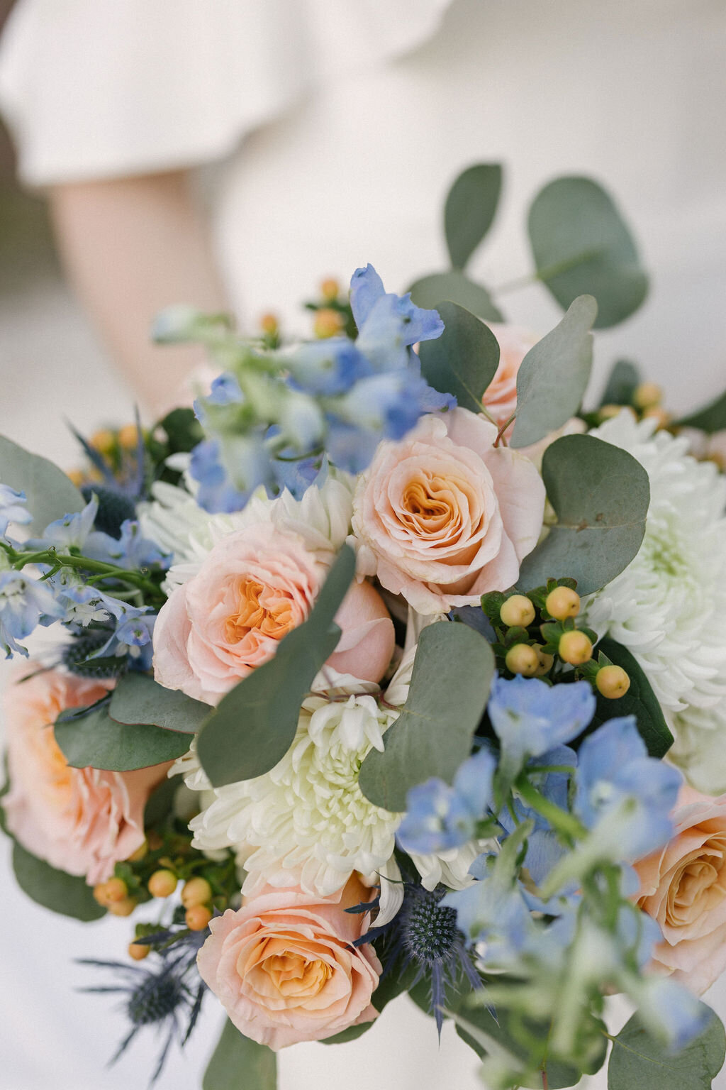 emily-plank-photo-the-current-hotel-elope-wedding-chantilly-chic-celebrations-2