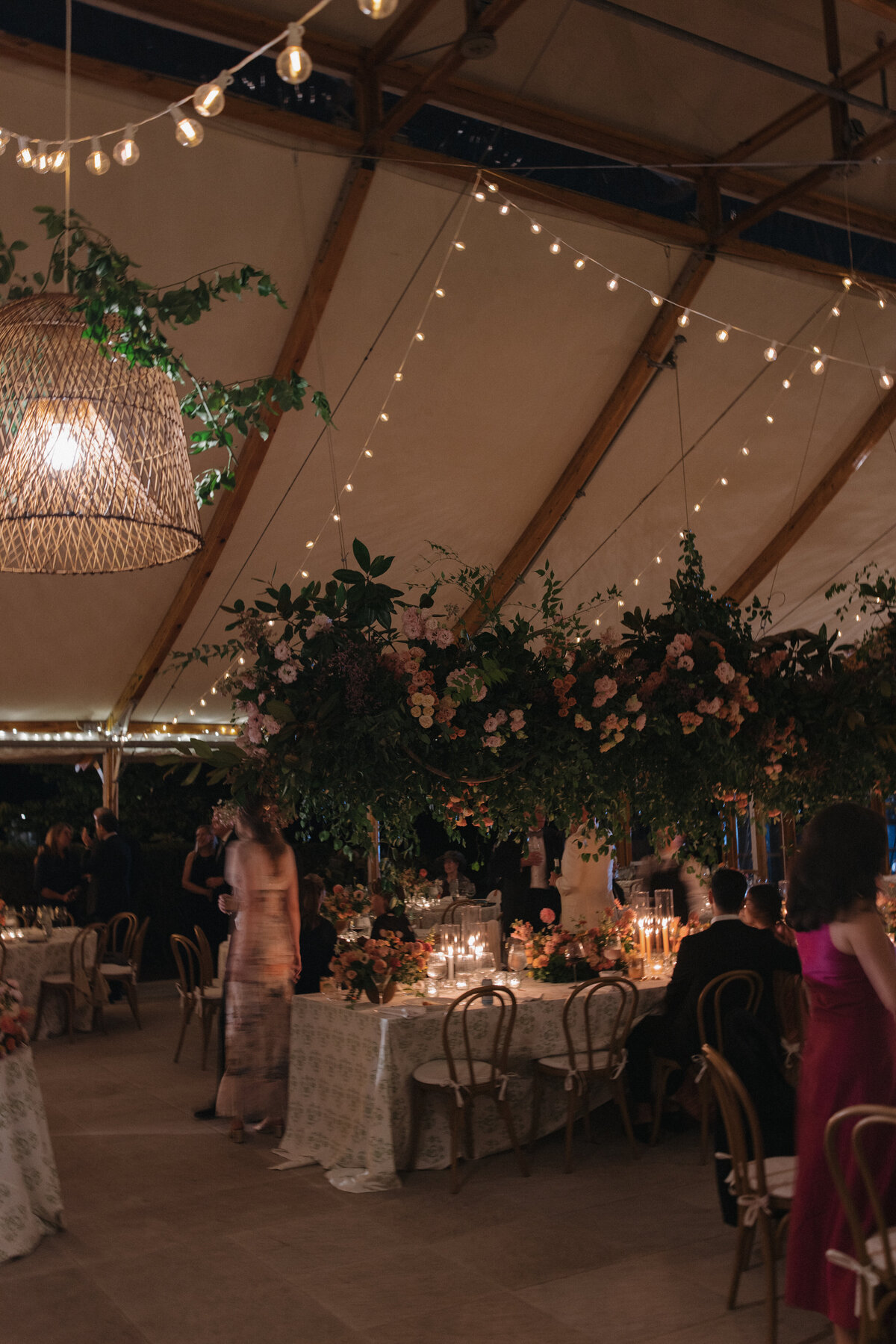 250830JENMAT_adv0290