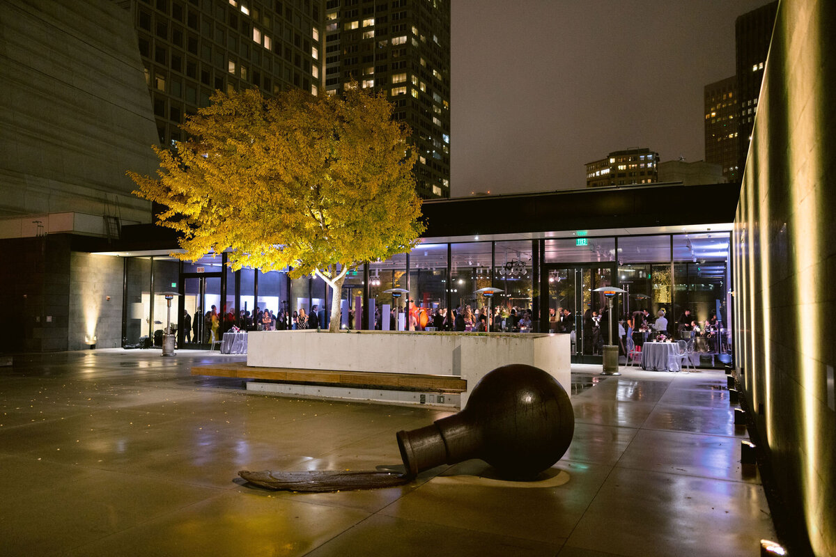 IC-larissa-cleveland-shannon-leahy-moma-mr-jius-san-francisco-154