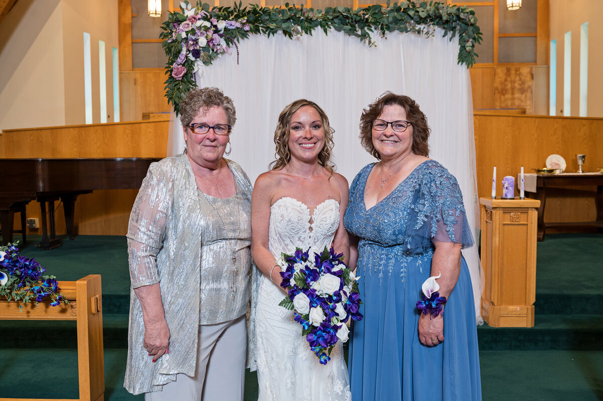 Detroit-Wedding-Photographer-The-Landing-145