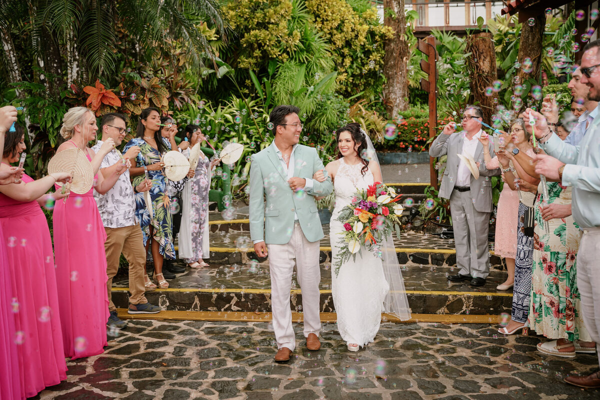 Nicolle-y-Taylor-Manuela-Antonio-Costa-Rica-Wedding-Planner-18