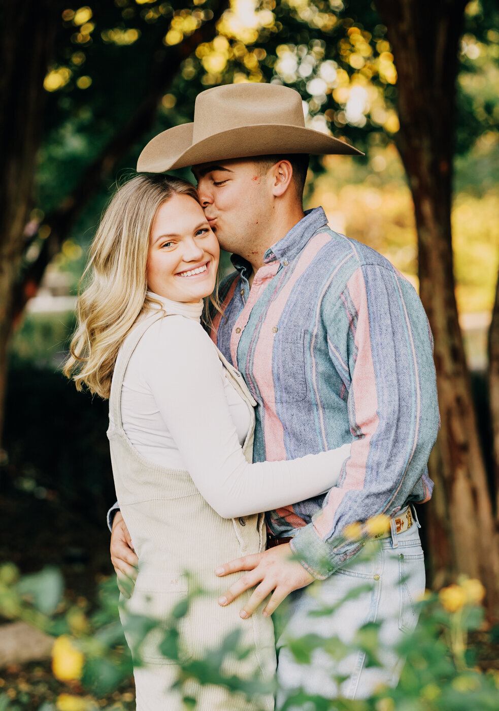 Centennial Park Engagement Session 27