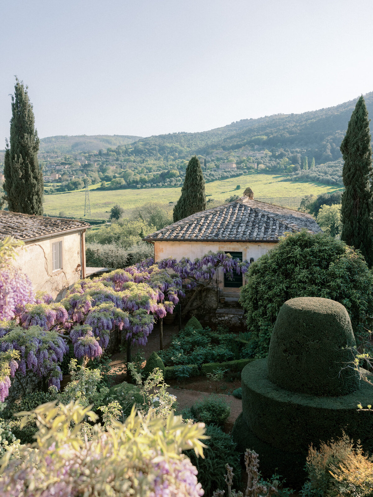 Brides_Villa-Cetinale-Italy_Redamancy-Photo-and-Film_102