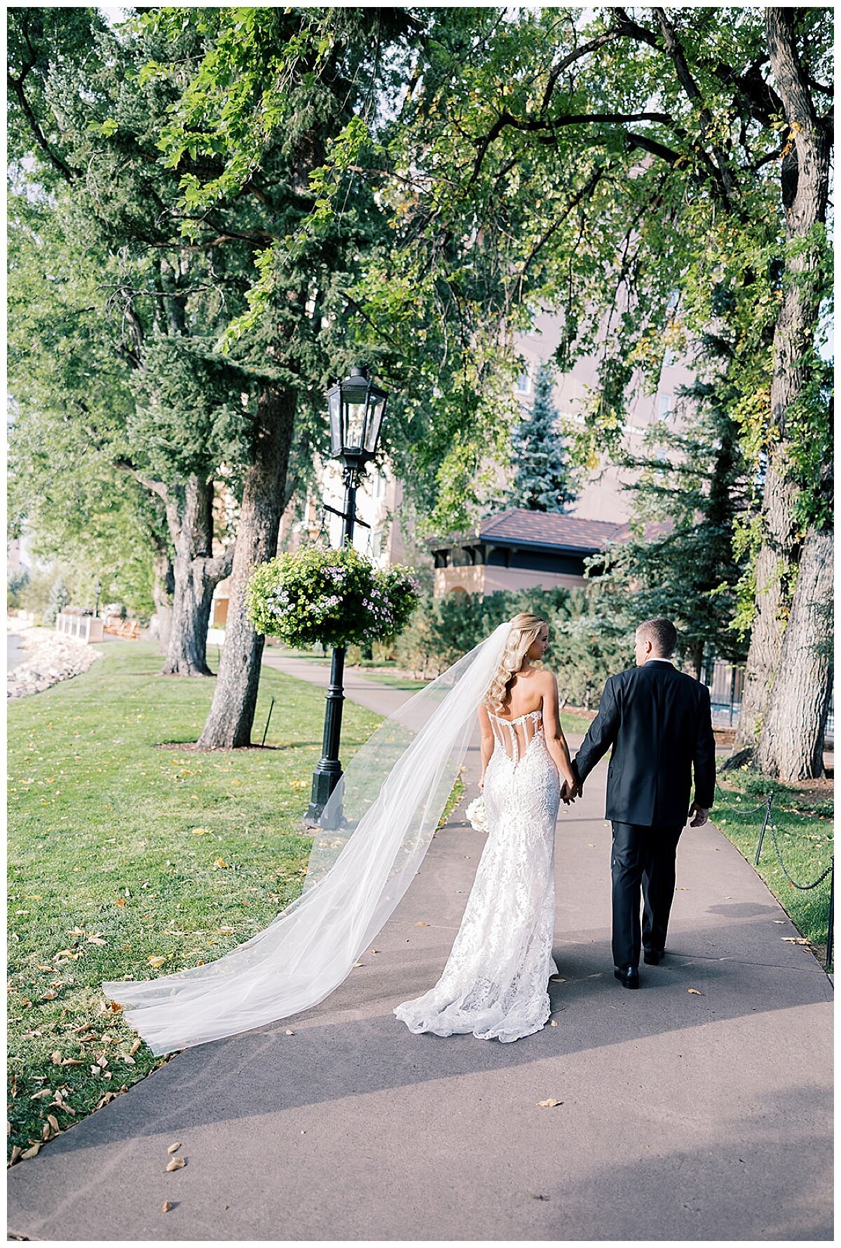 Crystal Leffel Photography Wedding Photographer Denver Colorado Timeless Light Airy The Broadmoor Film Photographer_0015