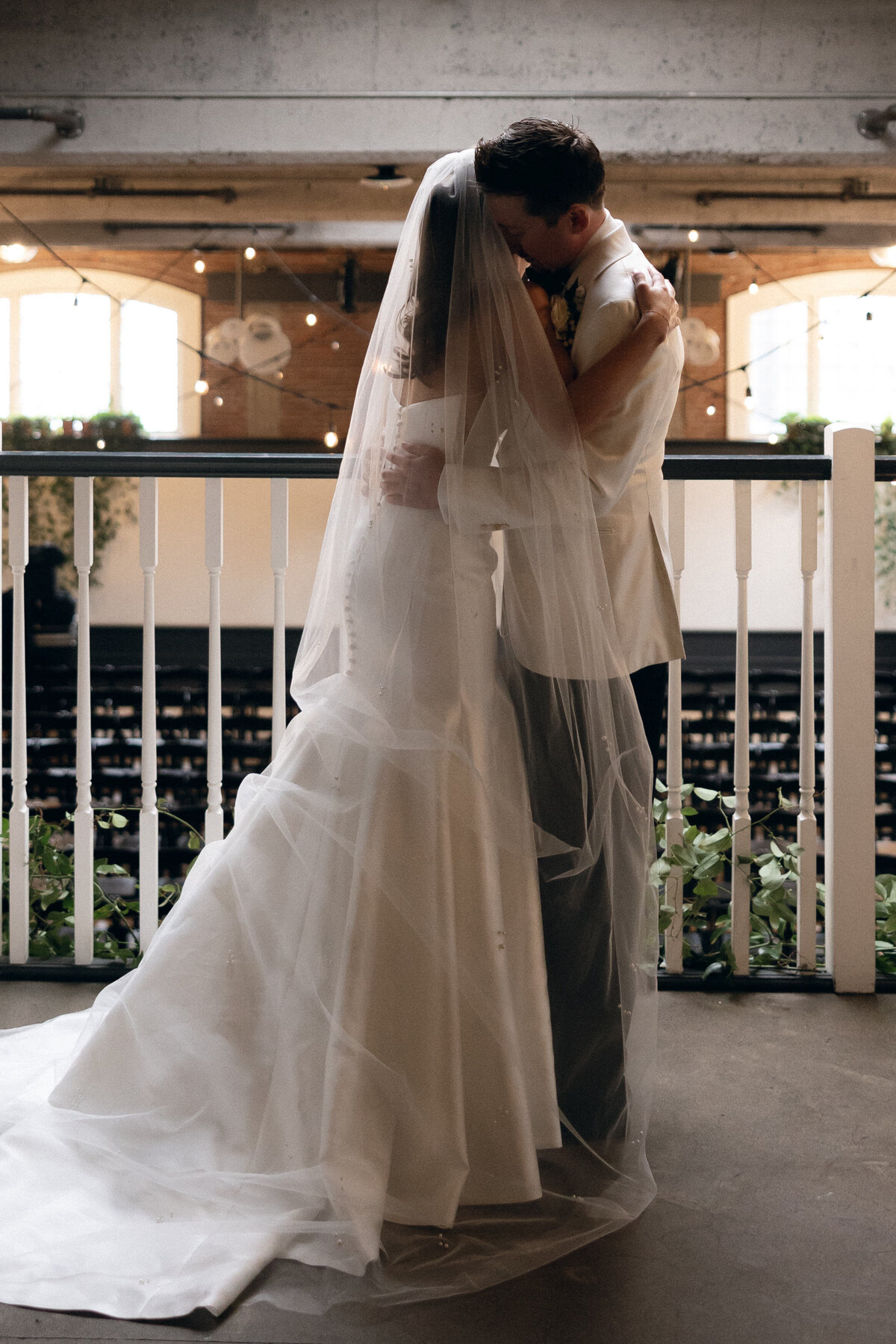 the-evergreen-portland-oregon-wedding-first-look-photos-51