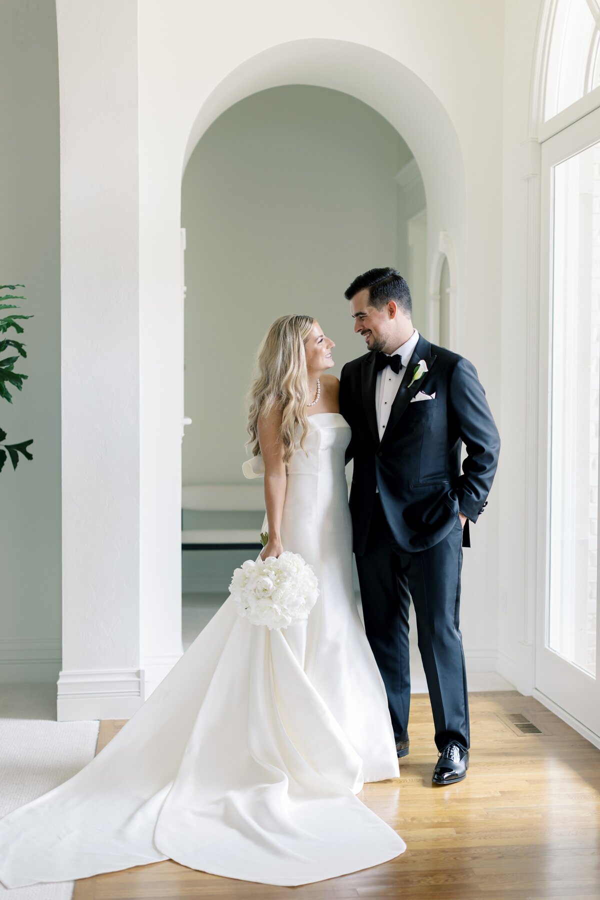 Madi-and-Chandler-Wedding-Day-Emily-Nicole-Photo-150