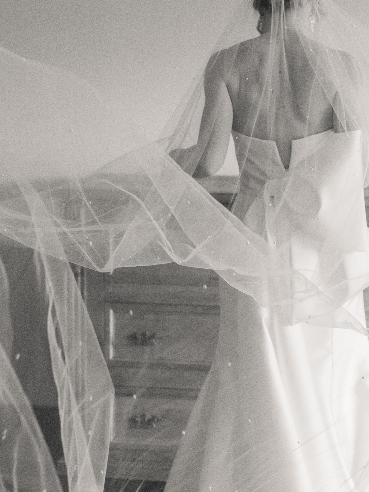 Lauren & Mac Bride Getting Ready-57-4