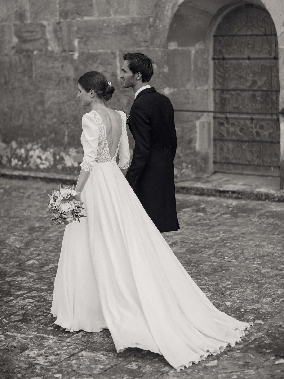 223-22072023-950A4074-Olivia-Poncelet-Wedding-Abbaye-de-Fontfroide-AG-WEB-150