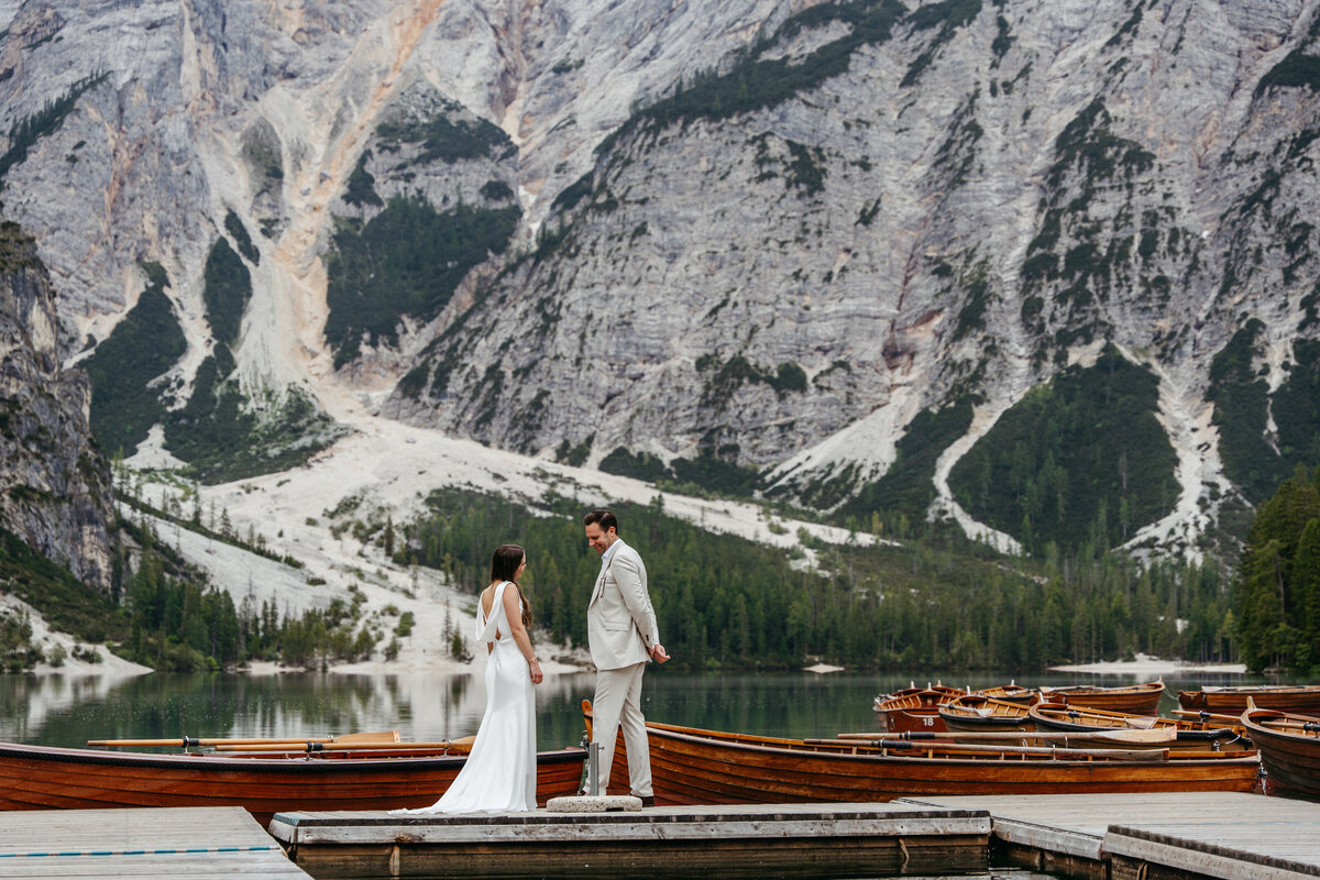 sweet couple romantic dolomites lake Braies elopement