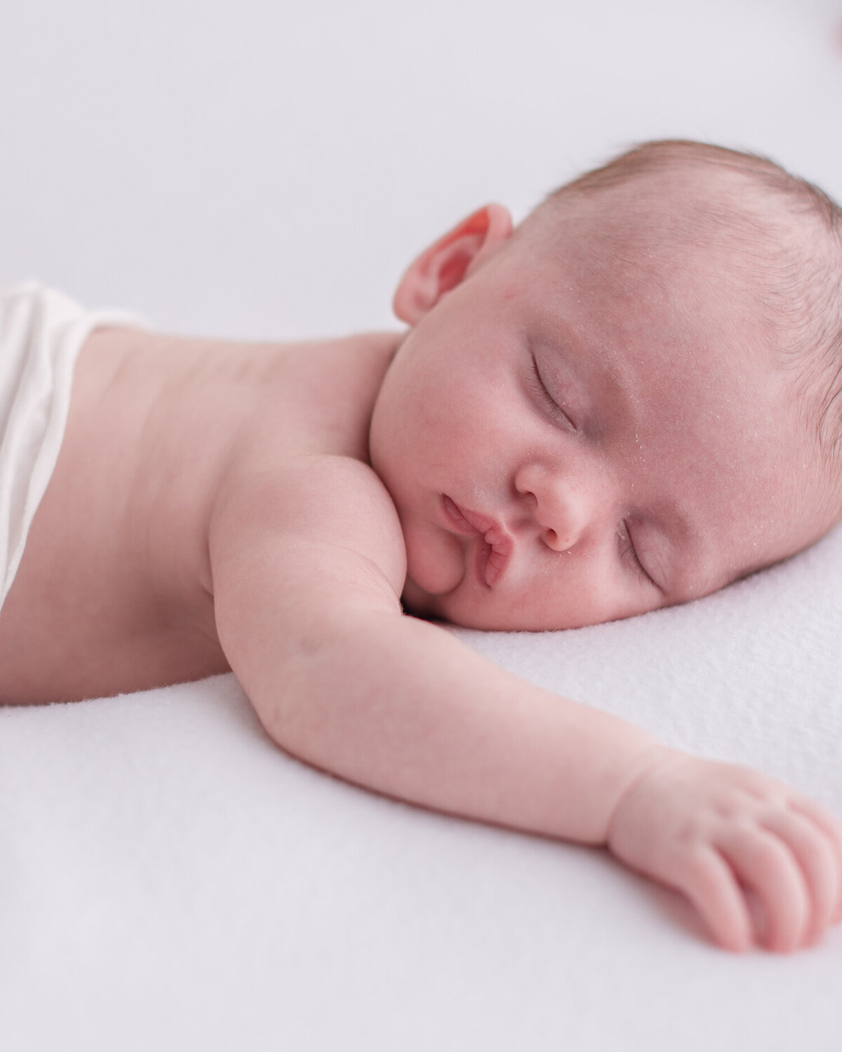 Newborn-Studio-Erin-Belles-Photography-2025-5