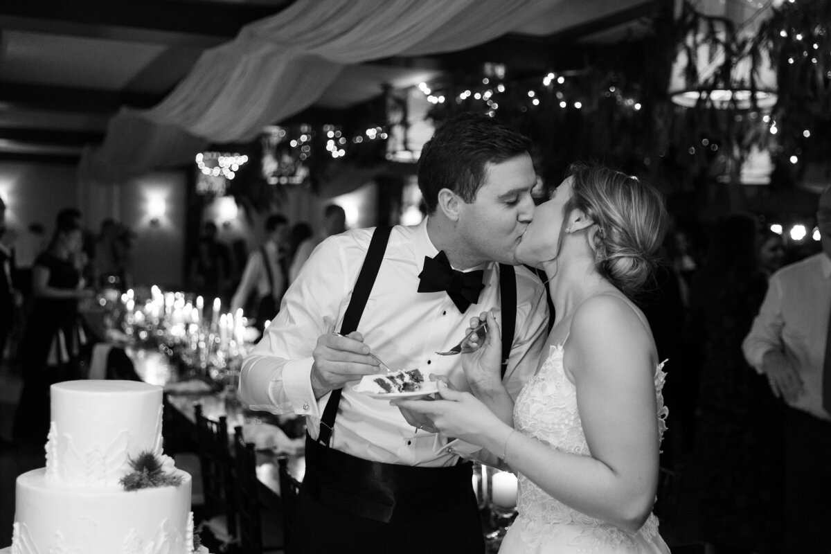 Woodstock-Inn-Vermont-Winter-Wedding-103