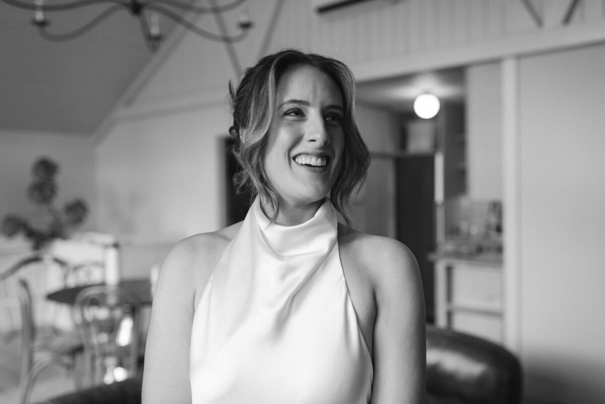 Faye-Fern-Creative-ArdentAndElm-Meaghanne-Tatiana-Hudson-Valley-Same-Sex-Wedding-Getting-Ready-10
