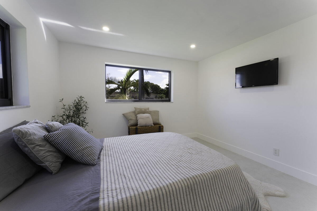 Bedroom 2 (2)