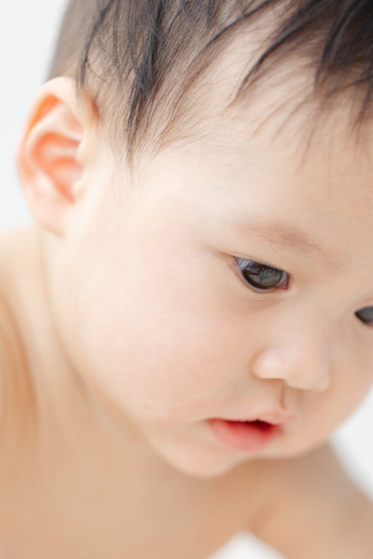 9 month baby milestone portrait session at Philadelphia photography studio - 3