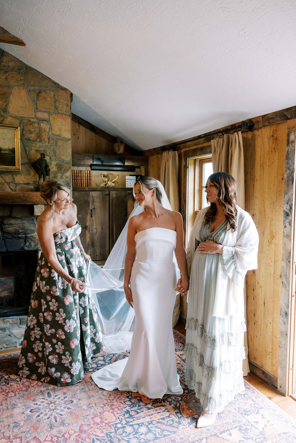 Danielle-Defayette-Photography-Goodstone-Inn-Wedding-VA-118