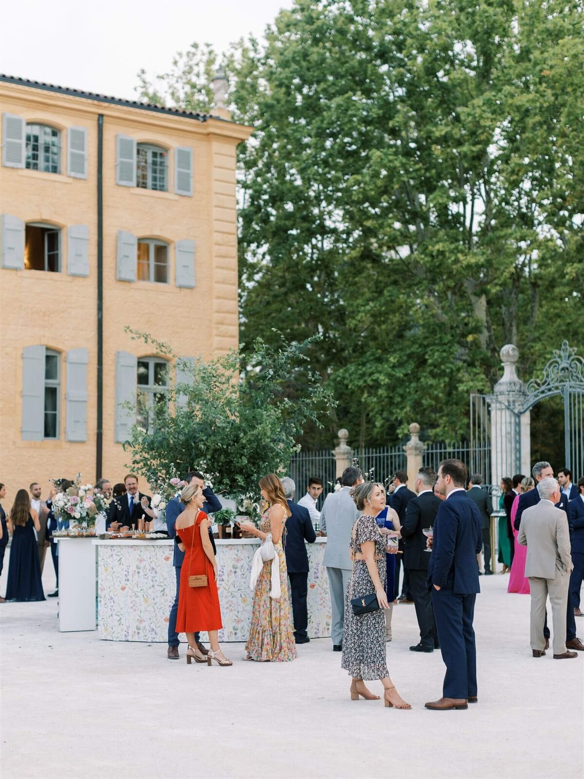 Diane Sotero Photography_Destination Wedding_Chateau De Fonscolombe_Provence_France_0680