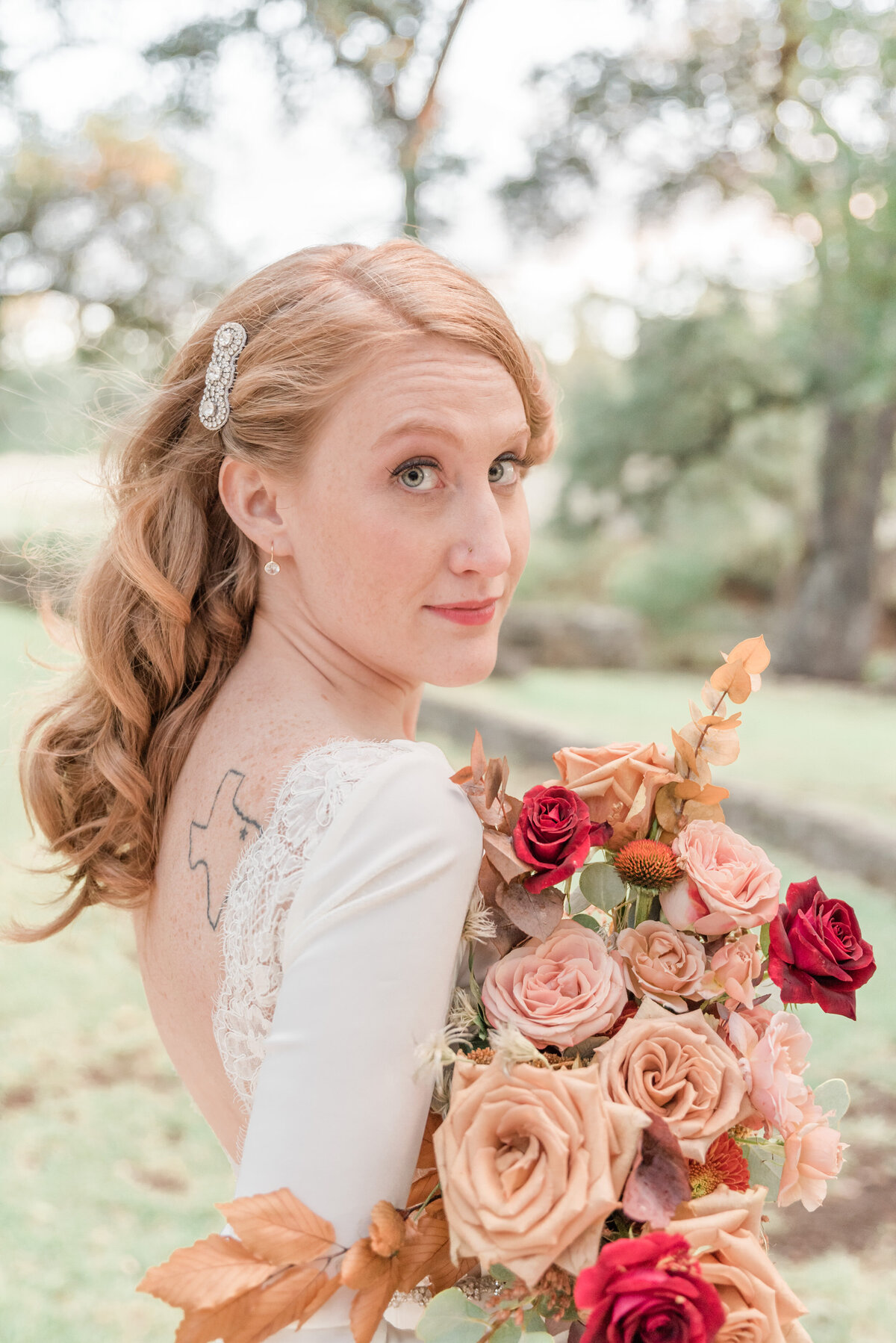 The-Addison-Grove-Elegant-Fall-Wedding-Photos-5437