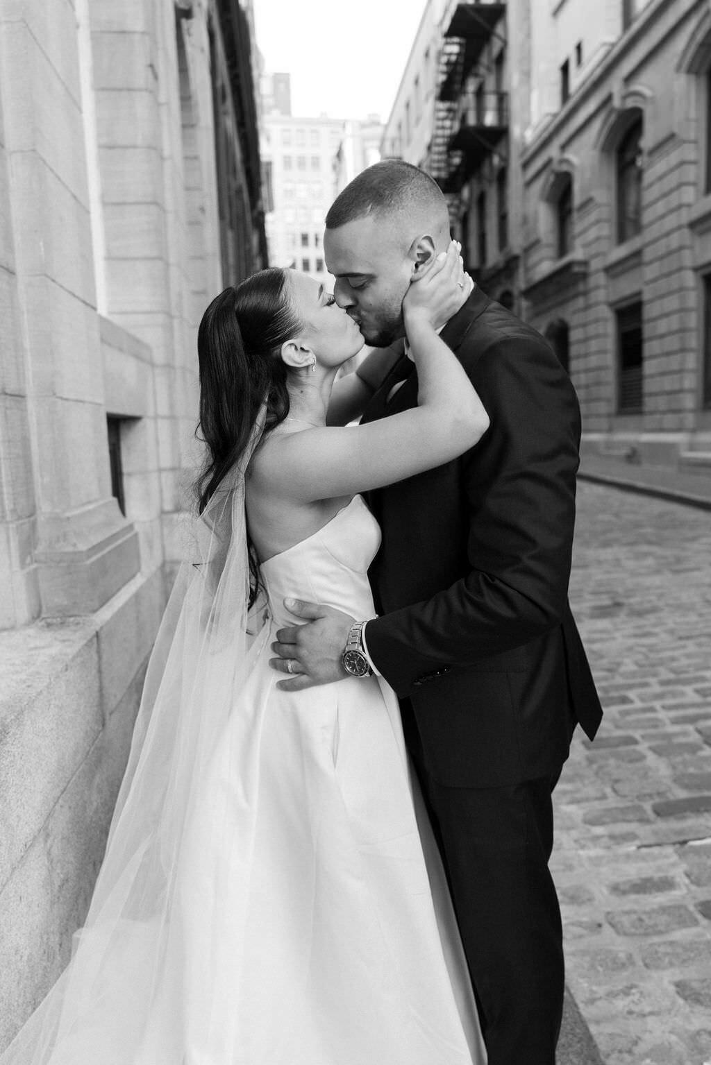 Old montreal editorial wedding photo | Montreal wedding photographer