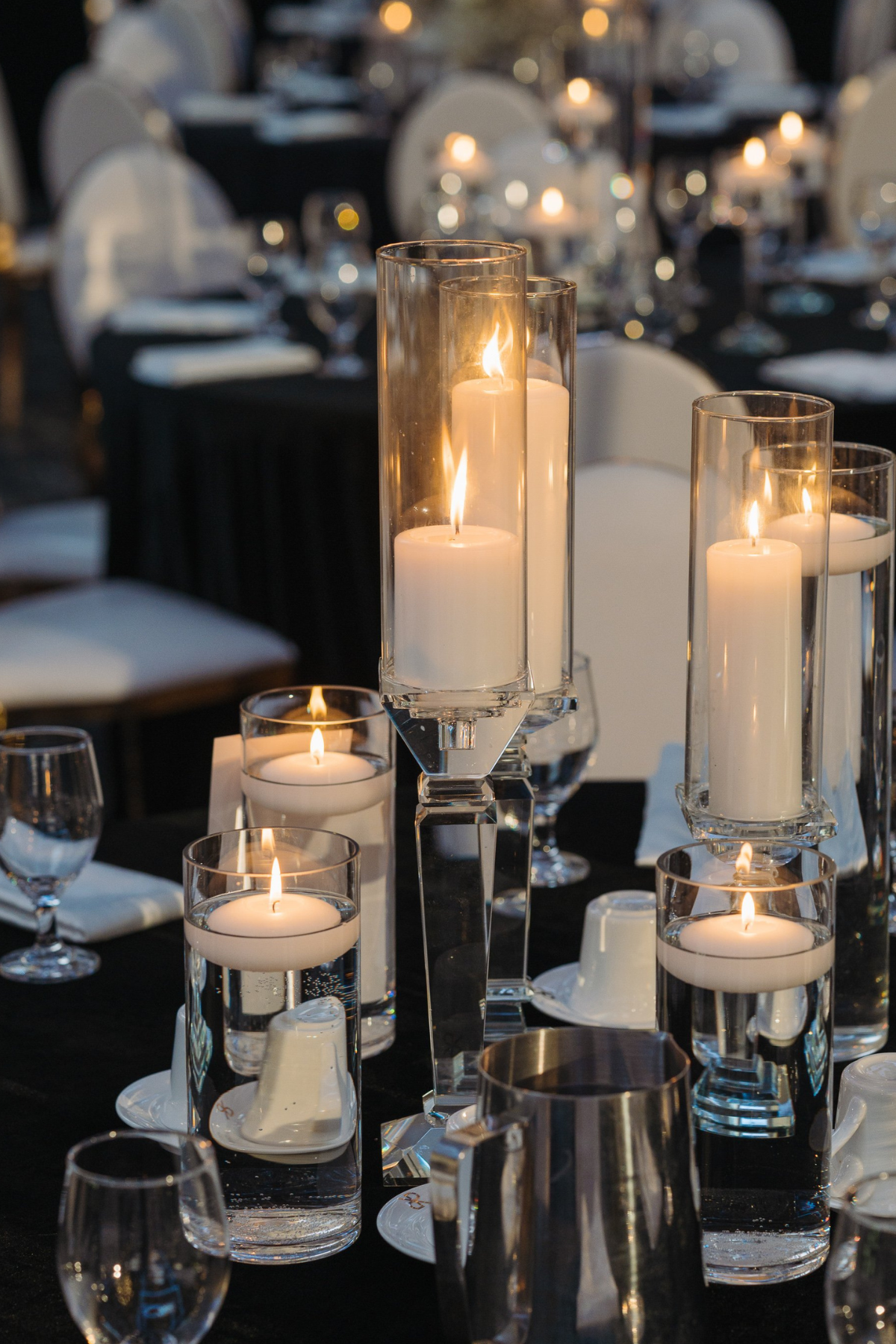 black-white-babysbreath-wedding-reception-candle-centerpiece