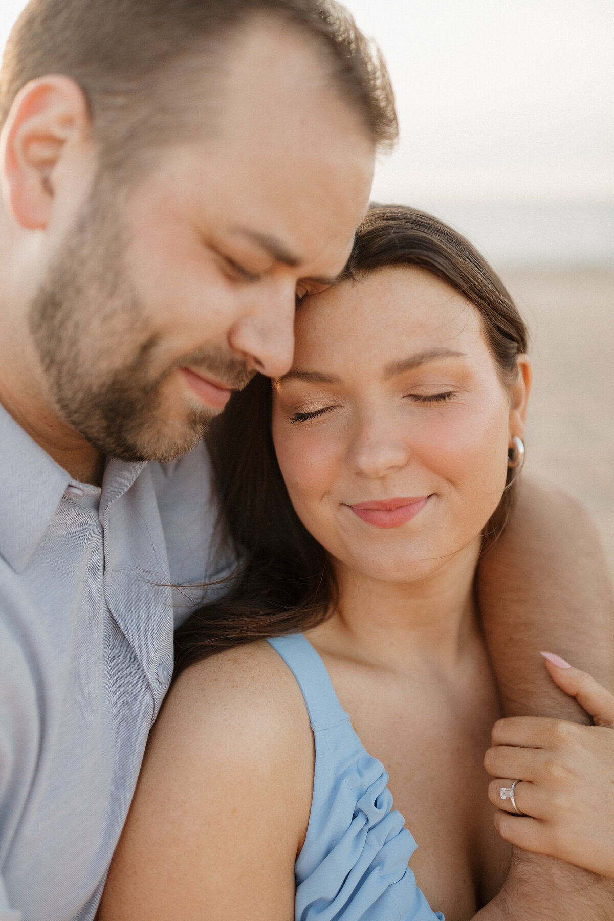 Indianapolis engagement photography romantic photo shoot