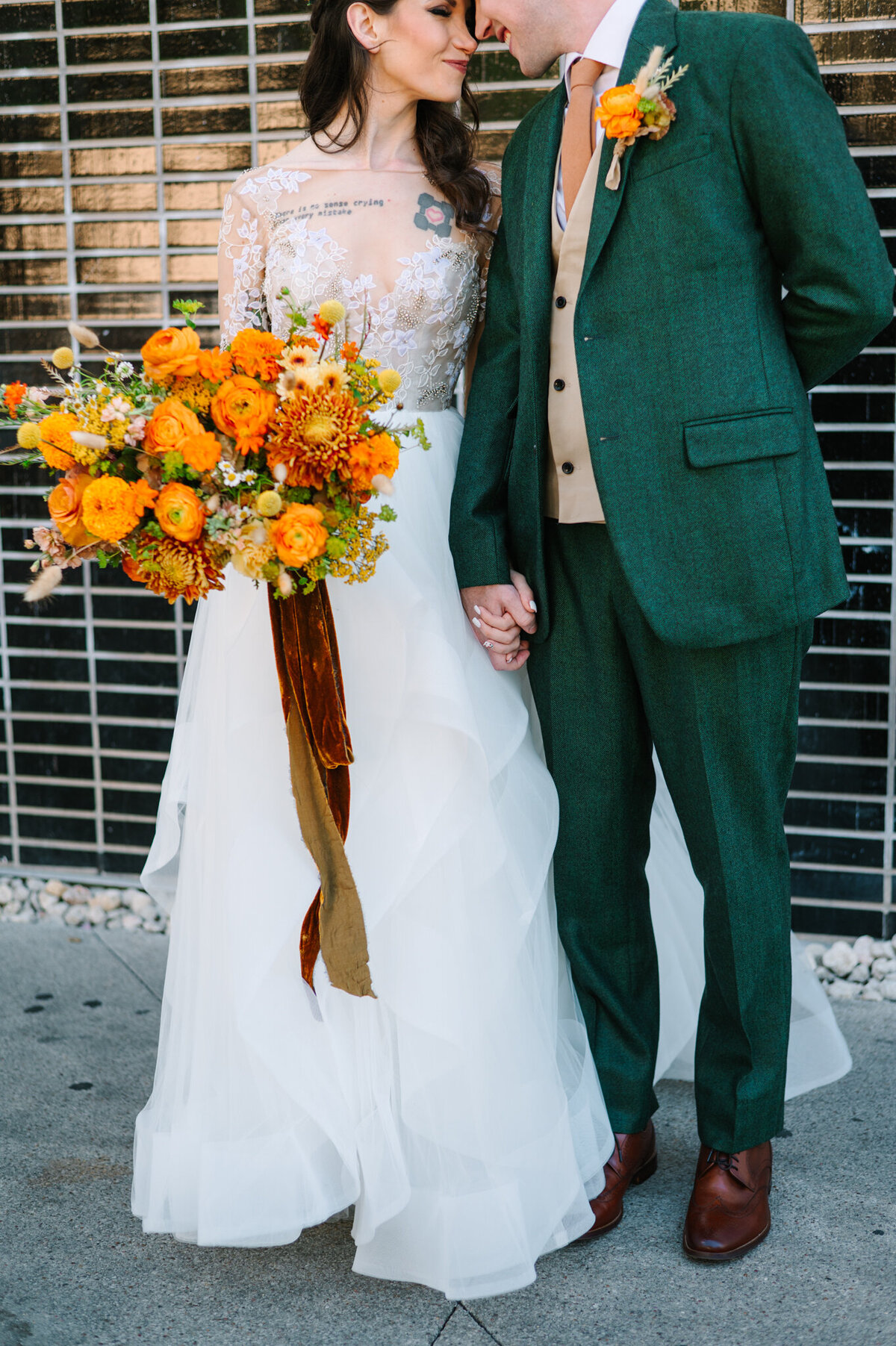 allisonbolinphoto-austin-texas-colorful-fall-south-congress-wedding-57