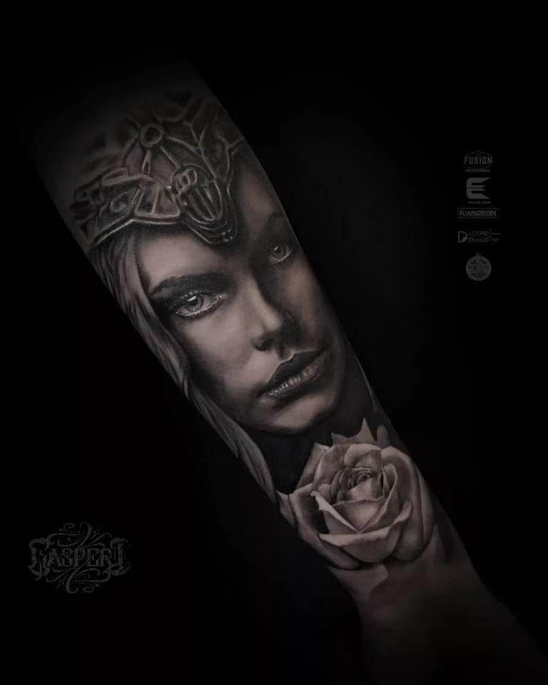 bloodyink-tattoo-studio-hinwil-guestartist-roberto-portfolio (13)