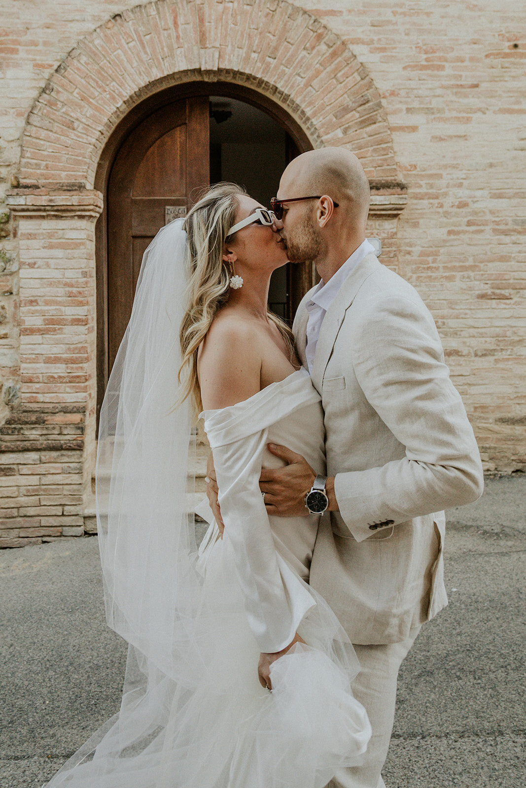 ali-rae-photography-tuscany-italy-val-d'orcia-wedding-elopement-176_websize