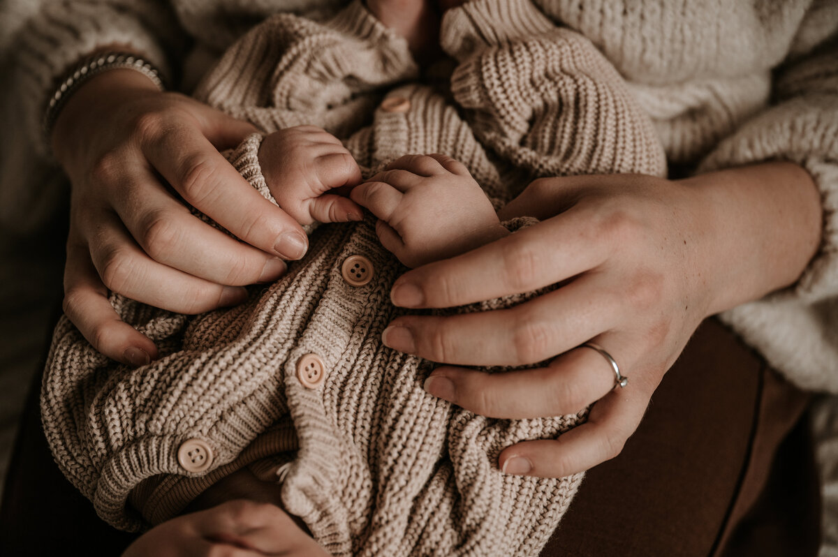 Jiscafotografie_newbornshoot-newbornfotograaf-lifestyleshoot-fotograafnijmegen-gezinsfotografie-40