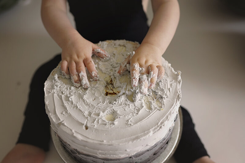 Cake Smash sessie Cake smash fotoshoot shoot 1 jaar cake smash taart jongen meisje almere amsterdam laren lelystad muiden2