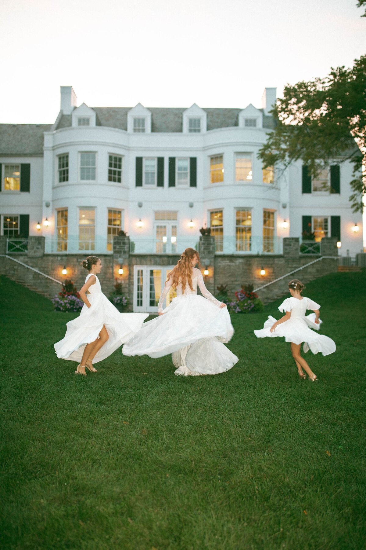 evergreen_weddings_co_canada_wedding_planner_designer_ottawa_winnipeg_toronto_full_service_wedding_planning_management_coordination_coordinating_design_services_designer_luxury_high_end_127