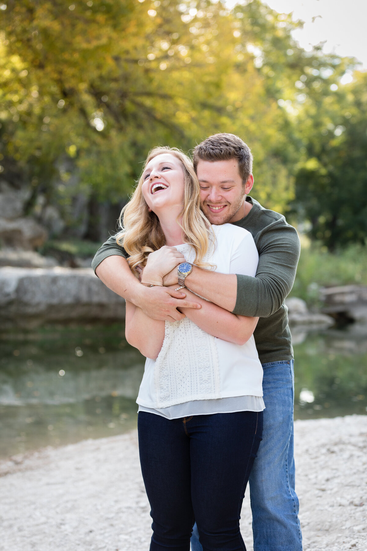 bull-creek-engagement-photos-002