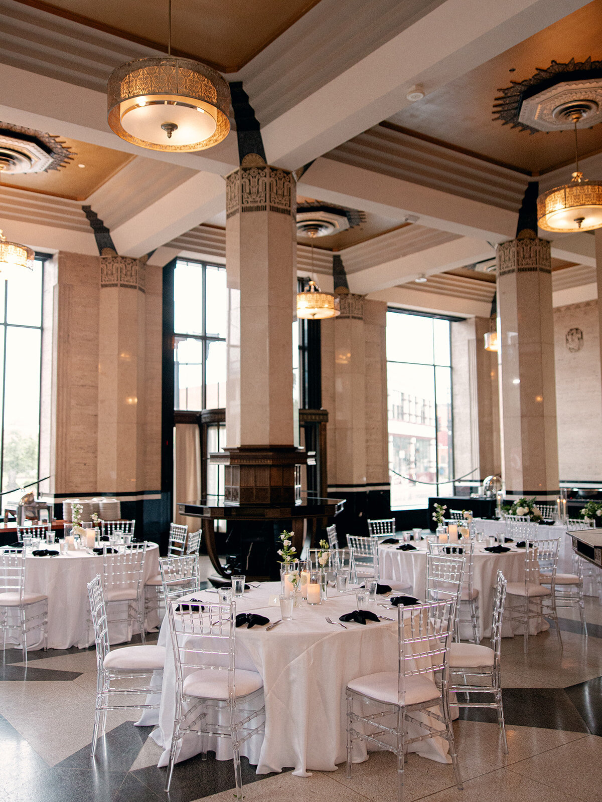 2024-04-20_Vittoria+NicholasBertlingWedding_MollyMurphyPhotography-48