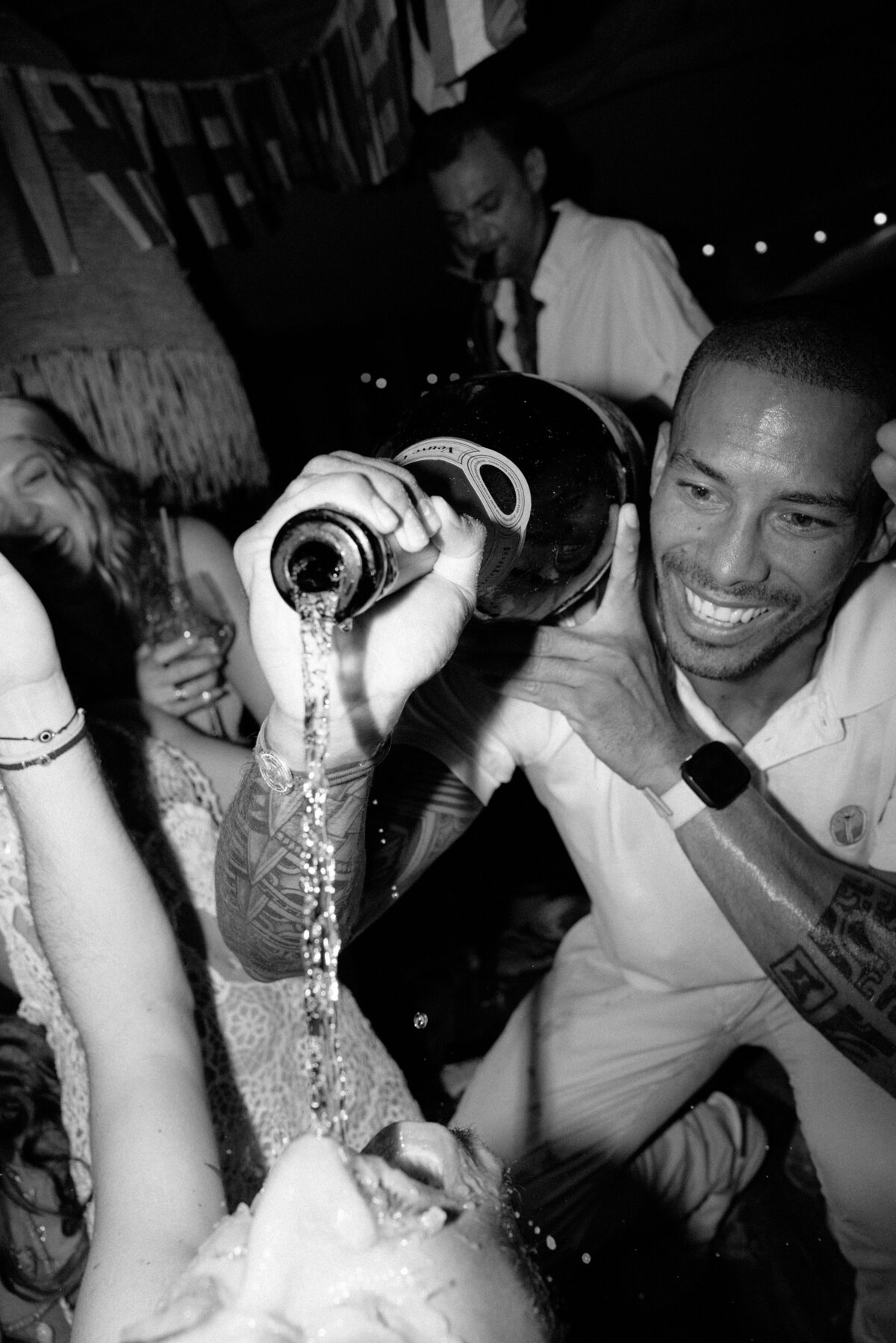 083-REVISED-067EW-ARTISTS-FAVORITES-FINAL250425-TESS-LAWSON-JACK-MCGRANAHAN-347