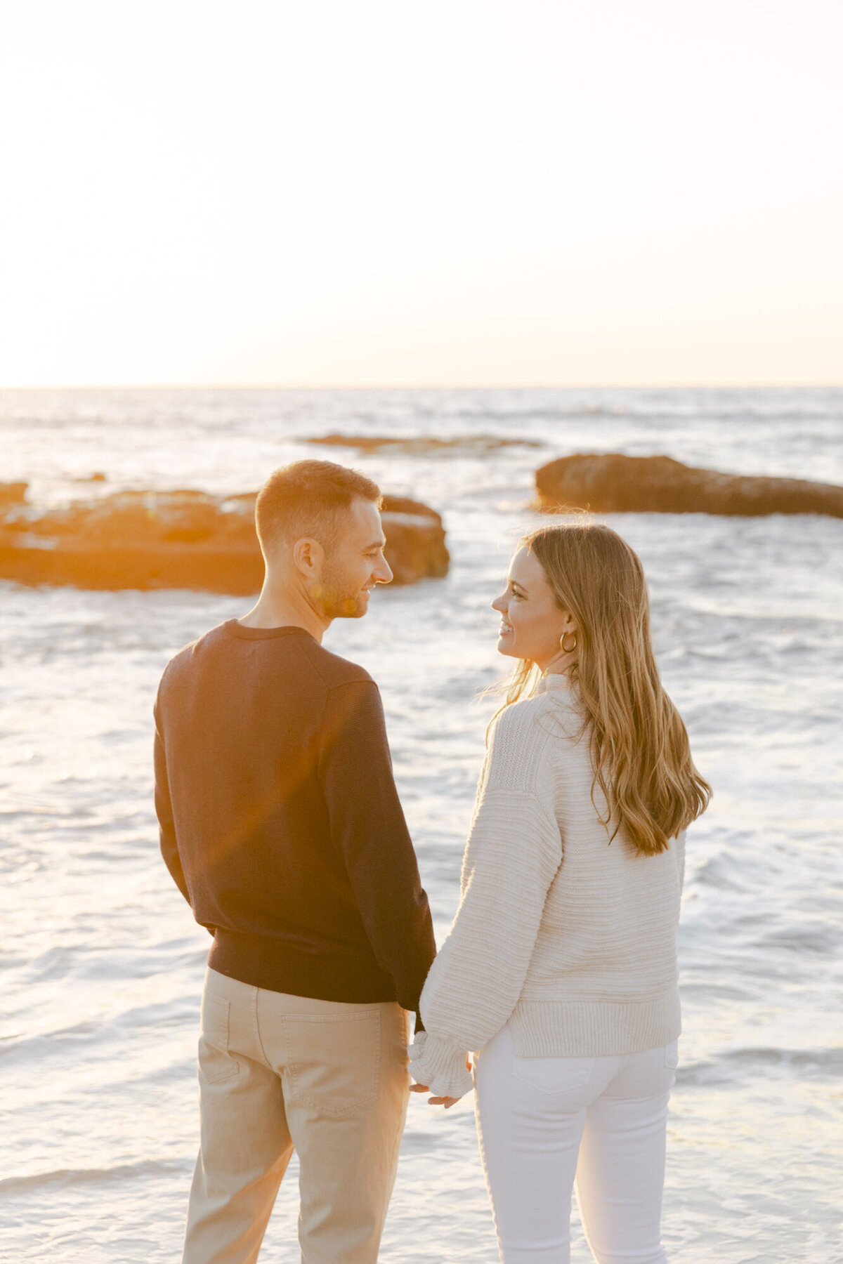 PERRUCCIPHOTO_WINDNSEA_BEACH_ENGAGEMENT_71