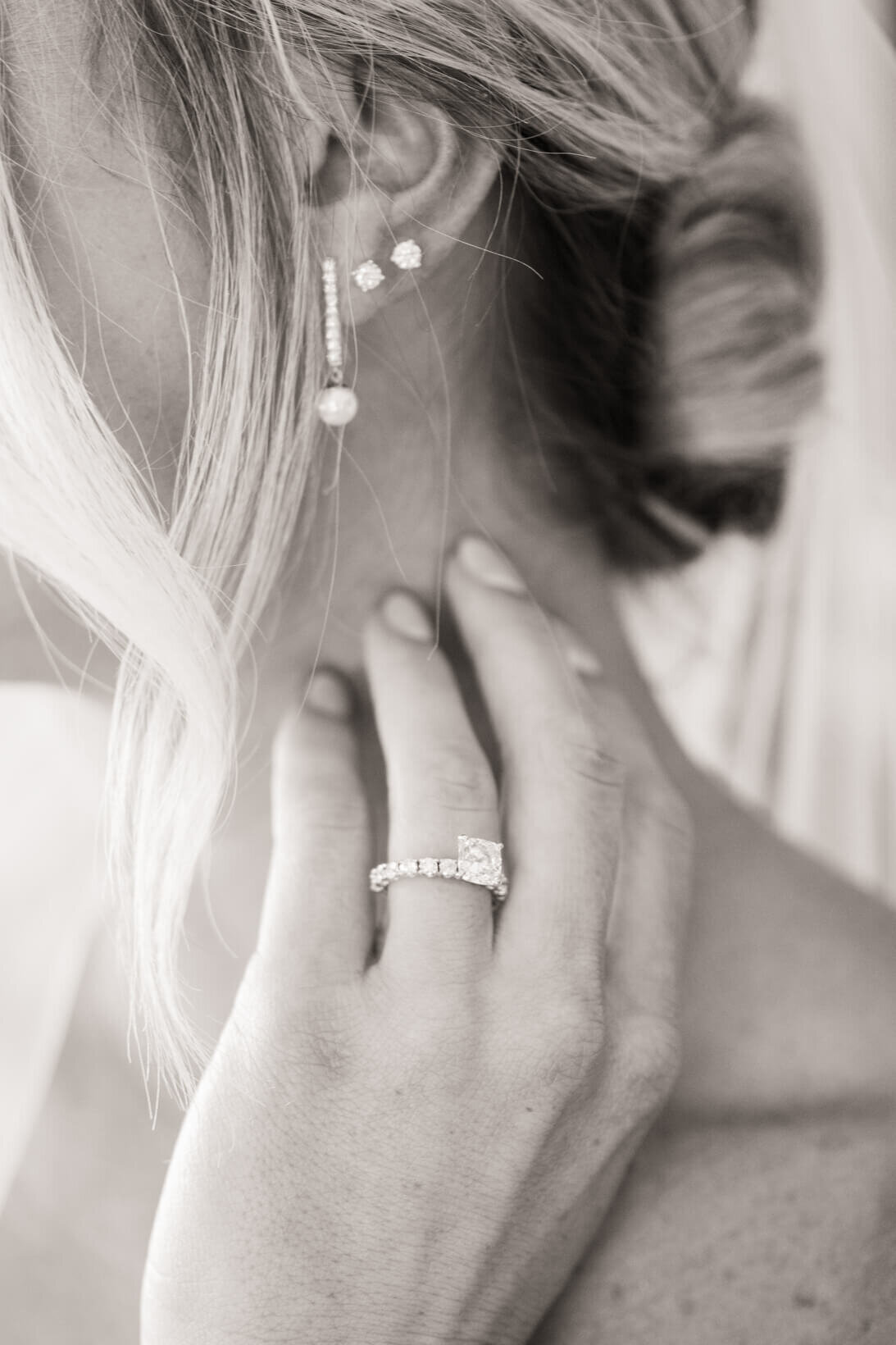 Wedding-at-The-Commodore-in-Hartland-WI-24